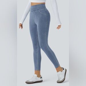 Halara Flex High Waisted Pocket Denim
Casual Leggings ~Size Medium(8-10)